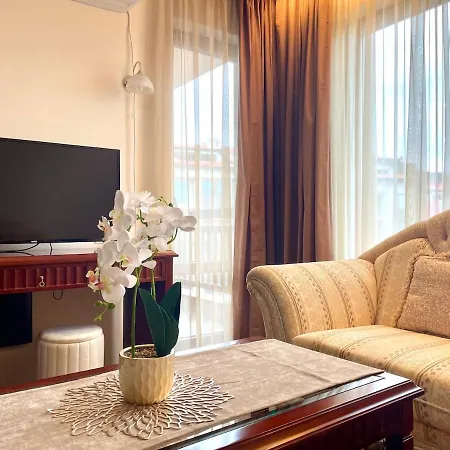 Апартаменты Cozy 1br Next To The Gondola By Si