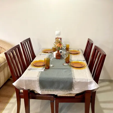 Cozy 1br Next To The Gondola By Si Apartment *